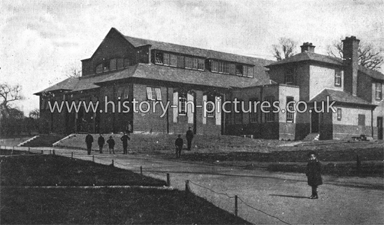 Dr Barnardo's Homes, Canada Hall, Dinning and Meeting Hall in the Boys Garden City, Woodford Bridge, Essex. c.1918